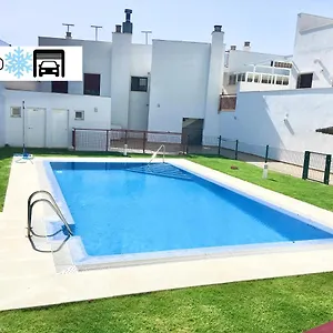 Apartment Atico Premium Conil Con 2 Terrazas, Parking, Piscina, Aire Ac Y Wifi -solo Familias Y Parejas-, Conil De La Frontera